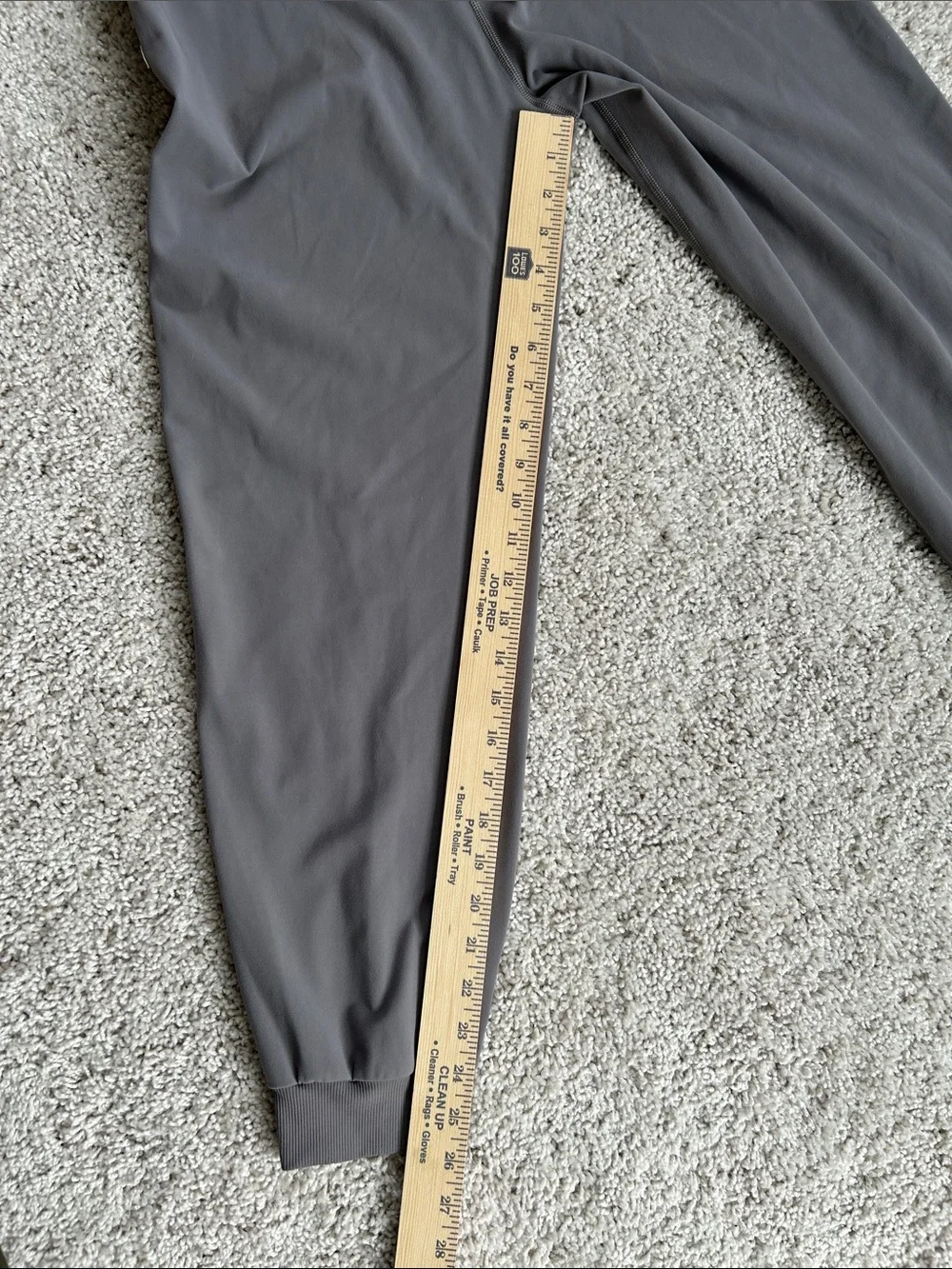 Vuori Light Gray Performance Joggers Large